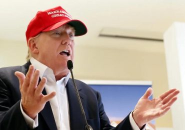 Donald Trump criticizes hydrogen cars.